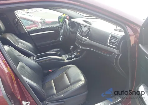 2014 Toyota Highlander Xle V6 z USA, uszkodzony, nr VIN 5TDJKRFH7ES023988